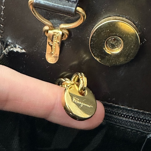 Authentic Salvatore Ferragamo Handbag Gancini Leather Brown Bag Vintage - Picture 7 of 16